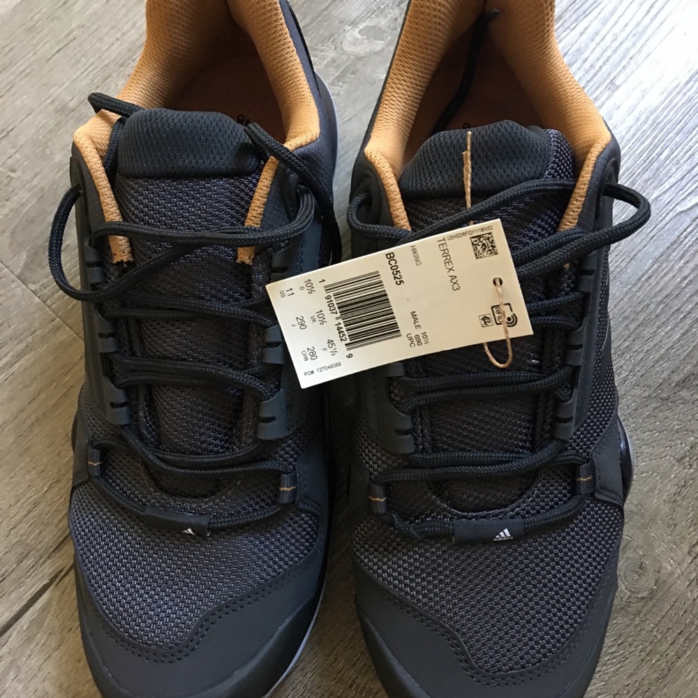 adidas Outdoor Men's Terrex AX3 GTX Hiking Boot - Picture 2 of 6